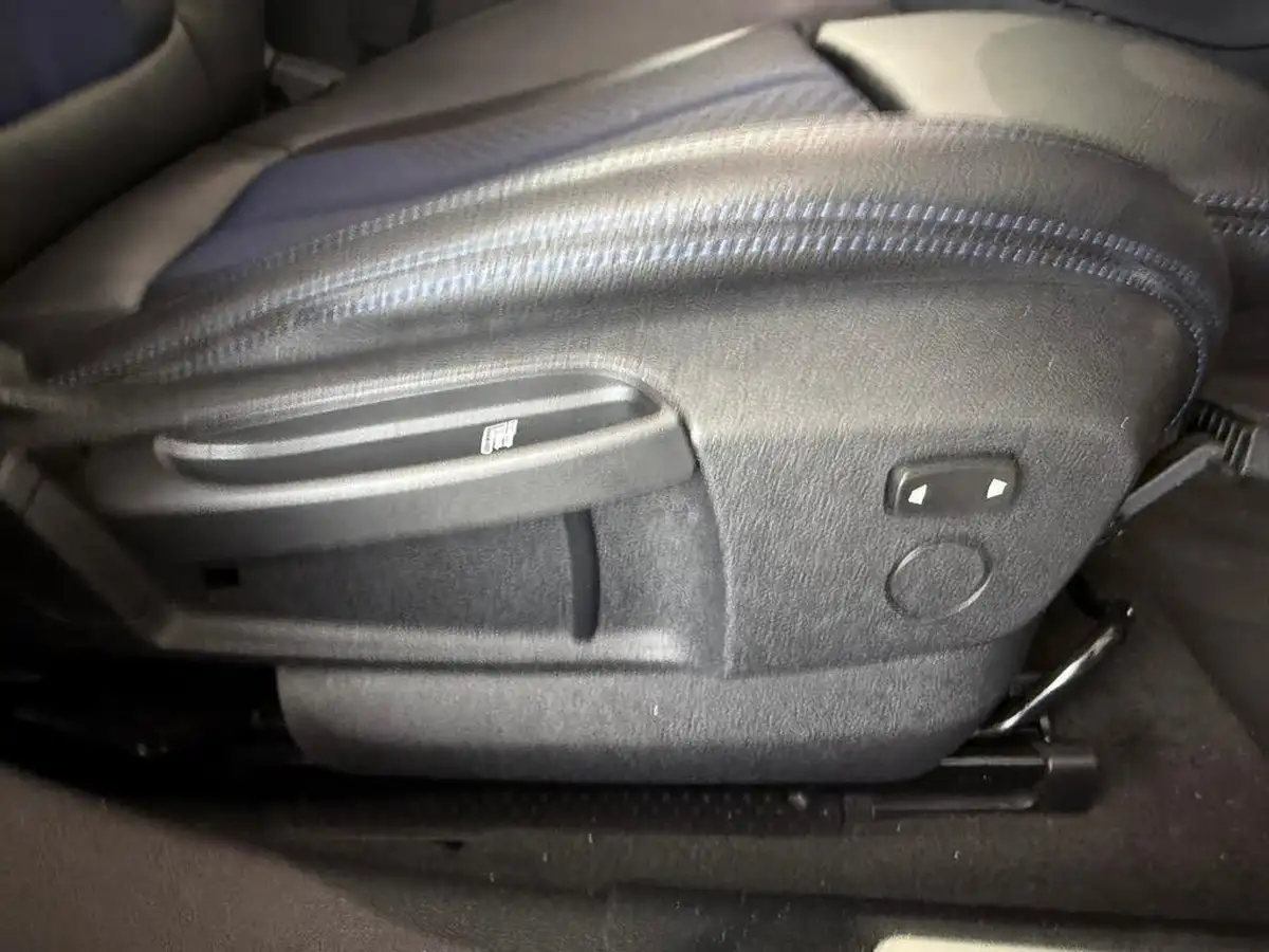 2022-bmw-2-series-15-218i-sport-lcp-coupe-4d-dct-big-33