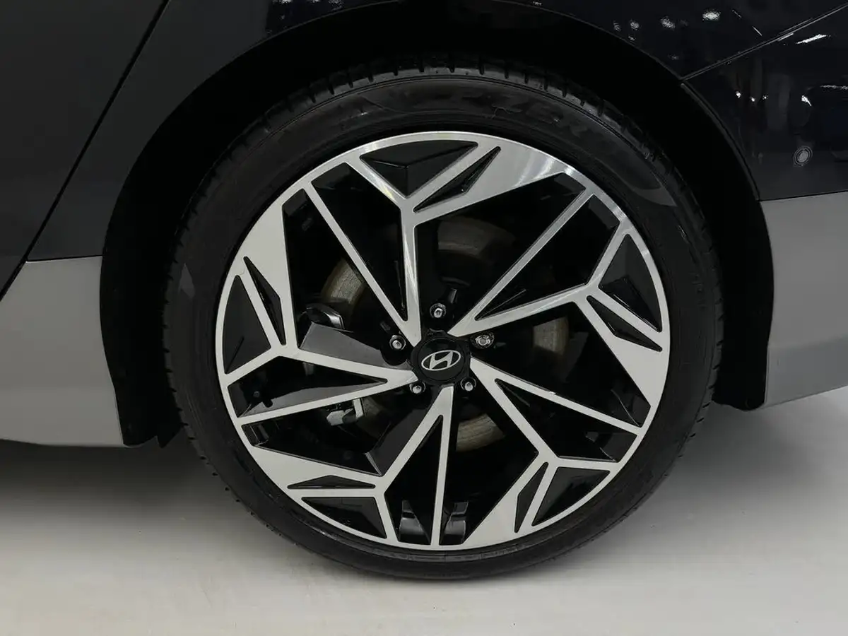2024-hyundai-ioniq-6-e-premium-228ps-single-rwd-big-10