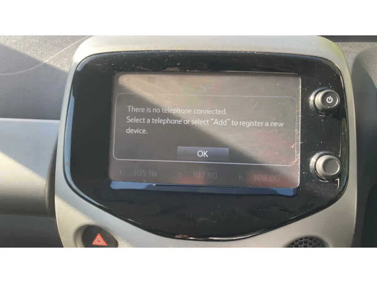 2017-citroen-c1-10-vti-feel-3d-big-41