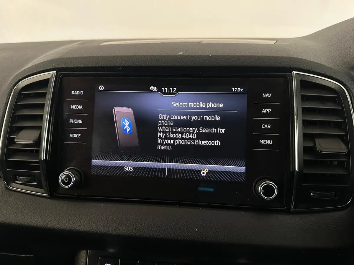 2021-skoda-karoq-15-tsi-se-big-41