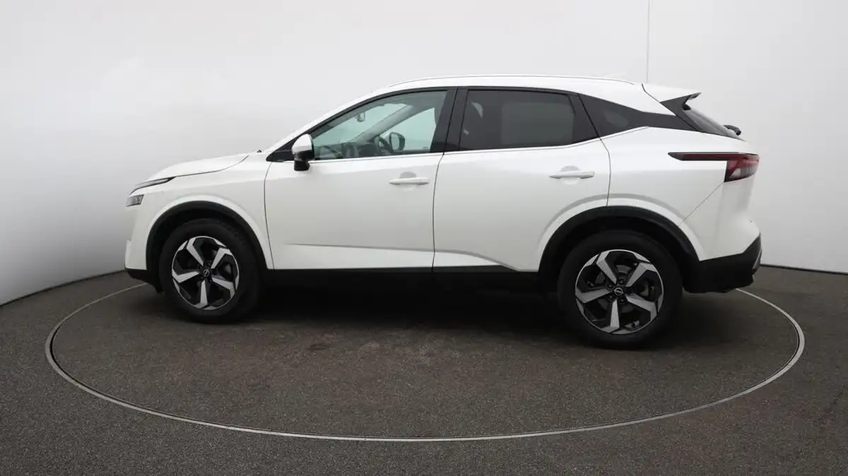 2022-nissan-qashqai-13-dig-t-n-connecta-140ps-big-57