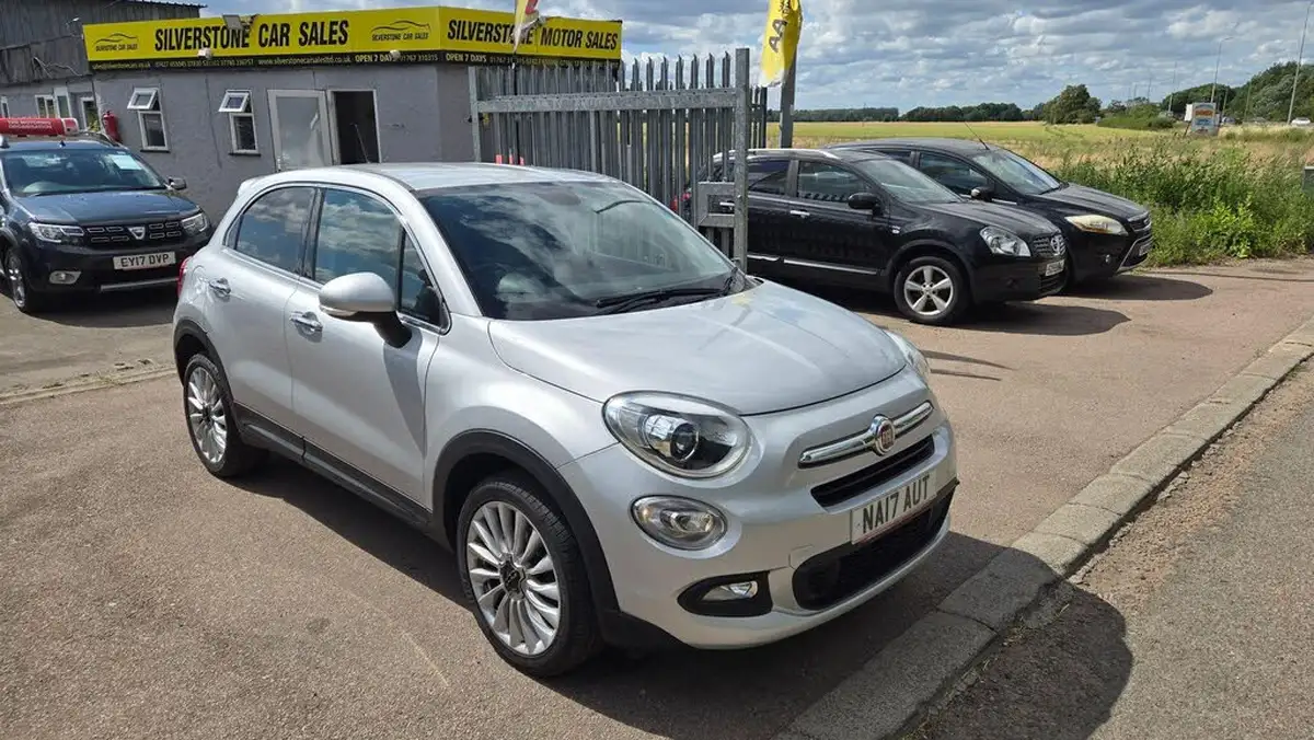 2017-fiat-500x-16-e-torq-lounge-big-15