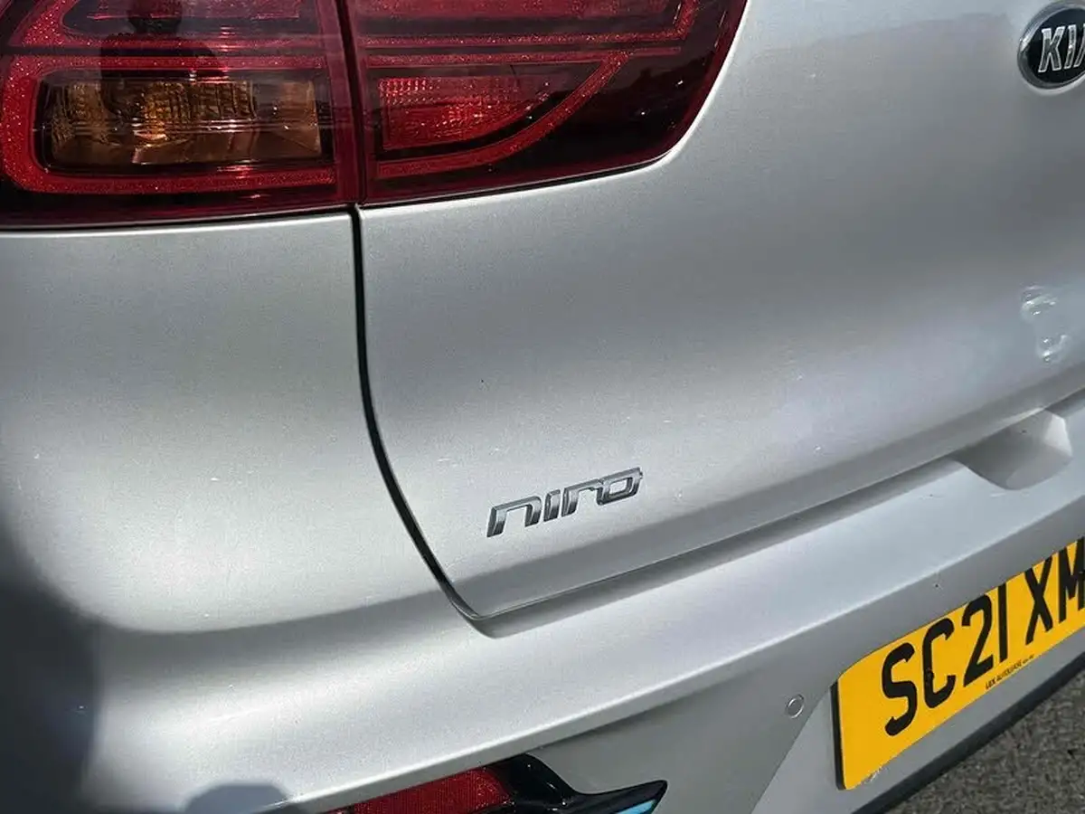 2021-kia-e-niro-ev-4-big-11