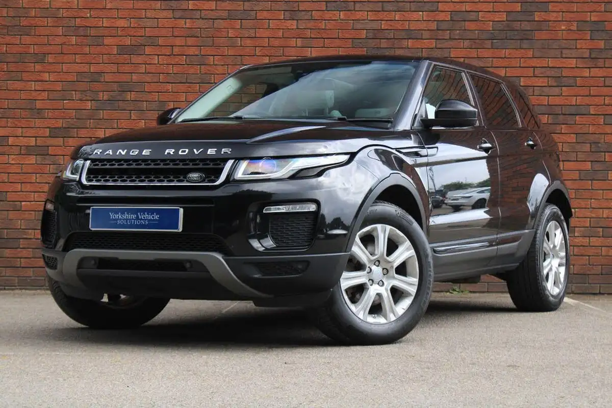 2017-land-rover-range-rover-evoque-20td4-se-tech-hatchback-5d-big-13