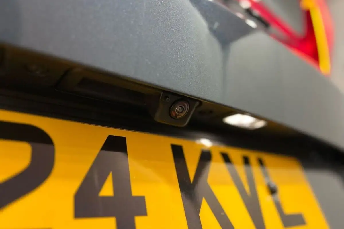 2024-cupra-formentor-14-e-hybrid-vz2-big-19