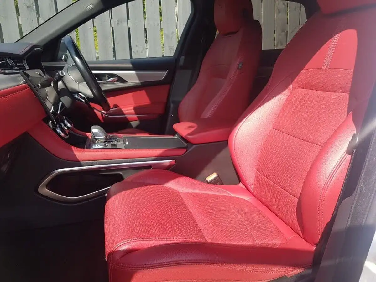 2022-jaguar-f-pace-20-d165-r-dynamic-s-big-4