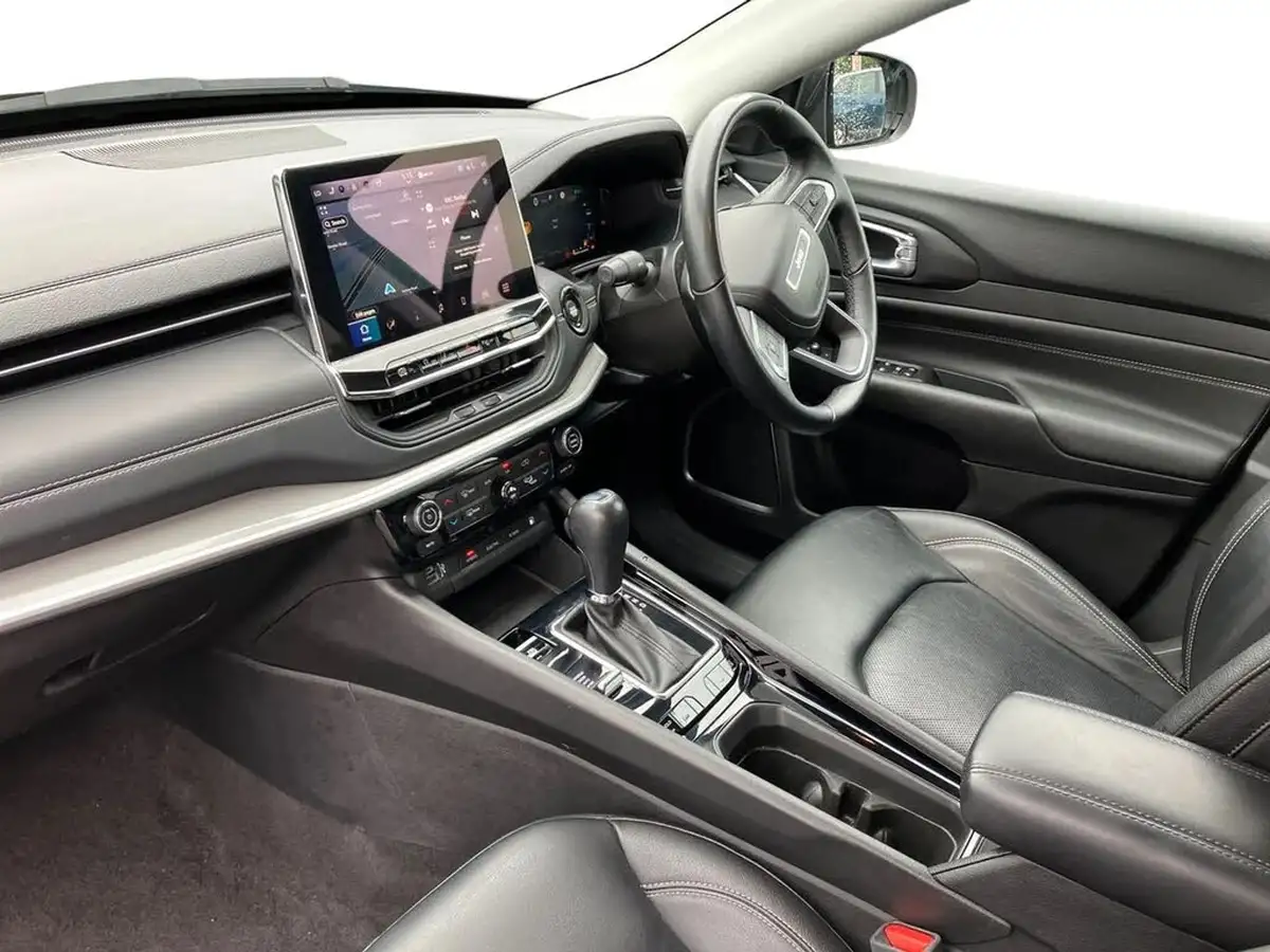 2023-jeep-compass-13-gse-s-big-6