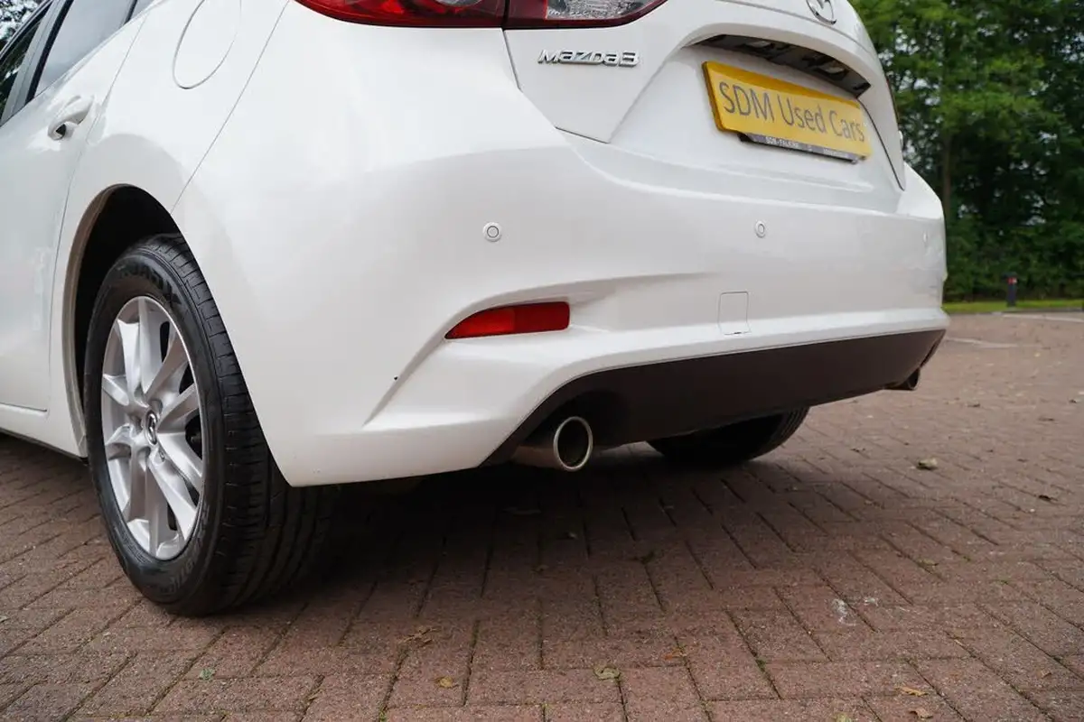 2017-mazda-mazda3-20-se-l-nav-hatchback-5d-big-5