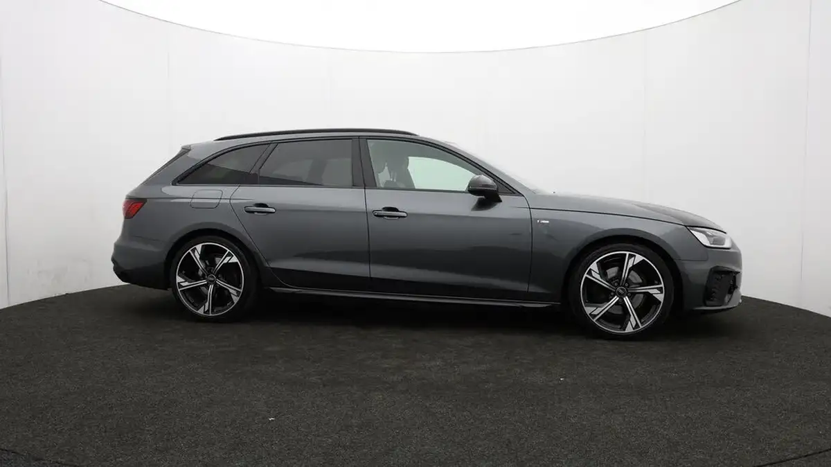 2023-audi-a4-avant-20-35-tdi-black-edition-big-29