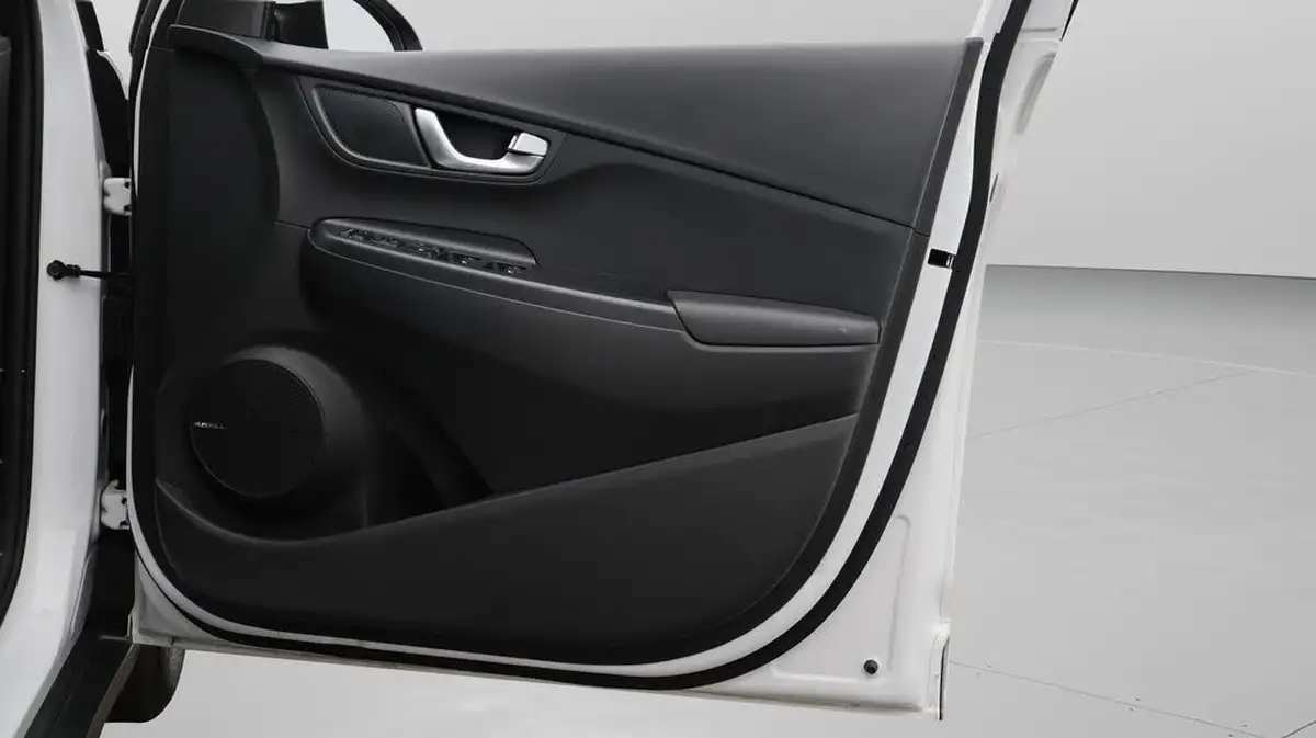 2021-hyundai-kona-e-premium-204ps-64kwh-7kw-obc-big-15