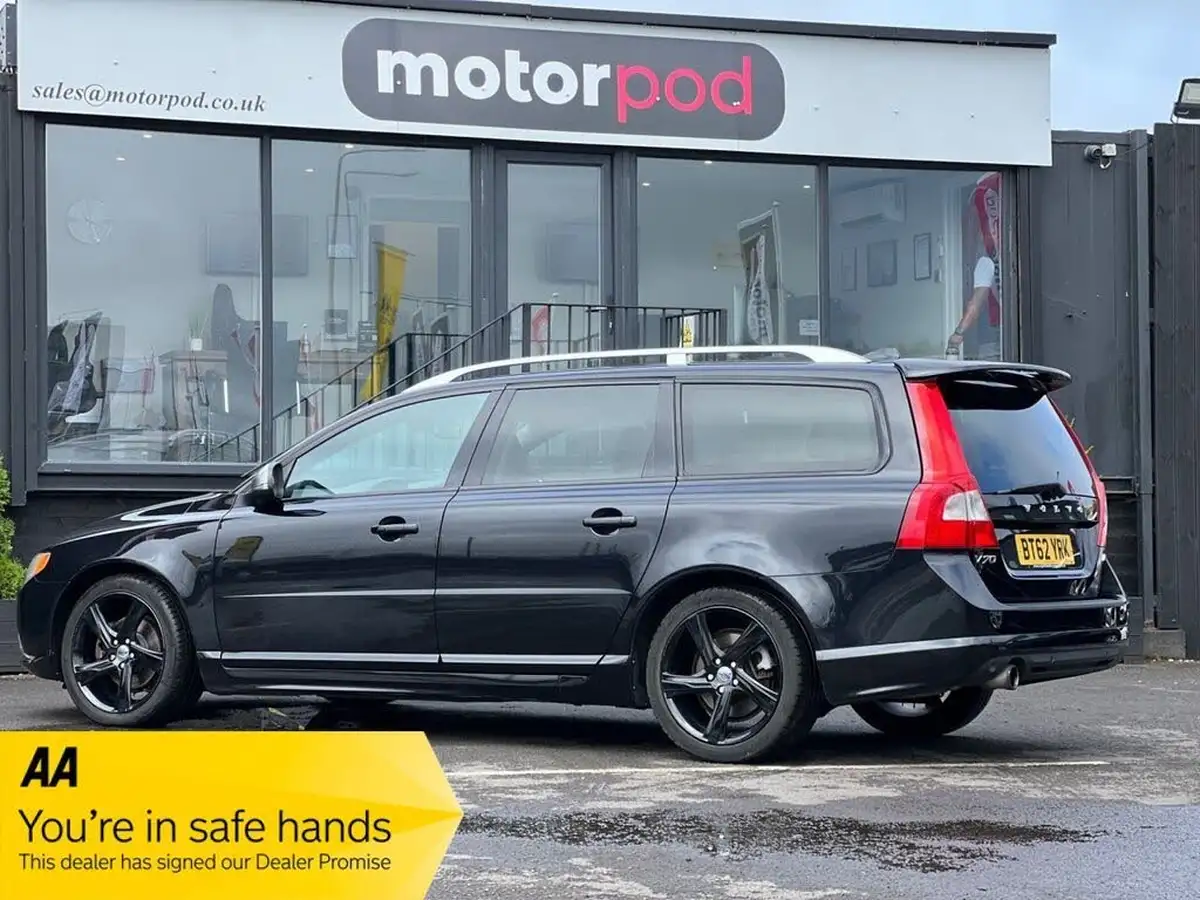 2013-volvo-v70-16td-d2-r-design-big-7