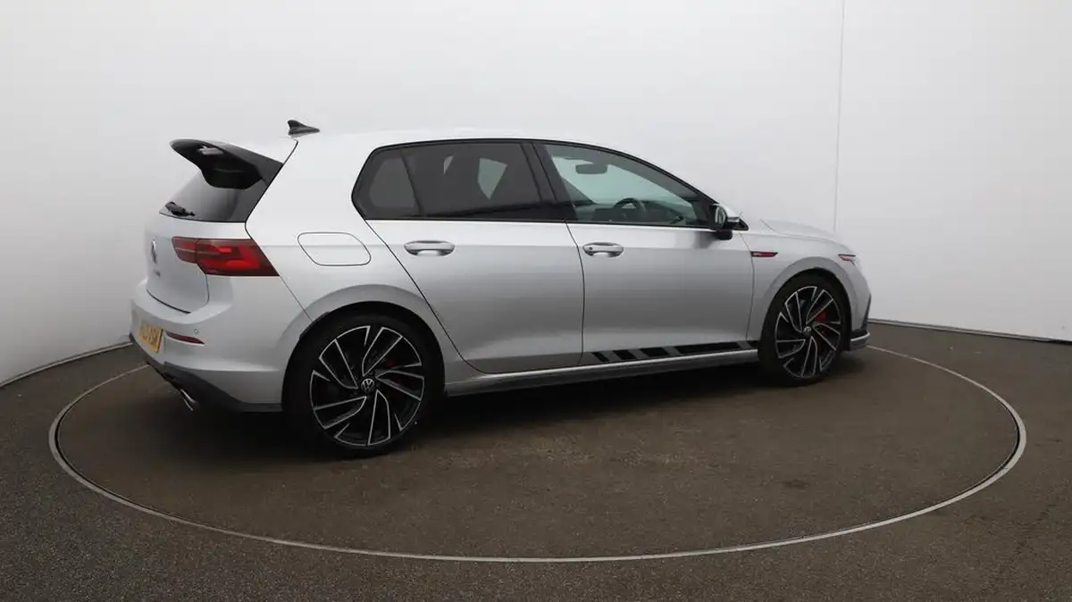 2023-volkswagen-golf-20-tsi-gti-clubsport-big-53