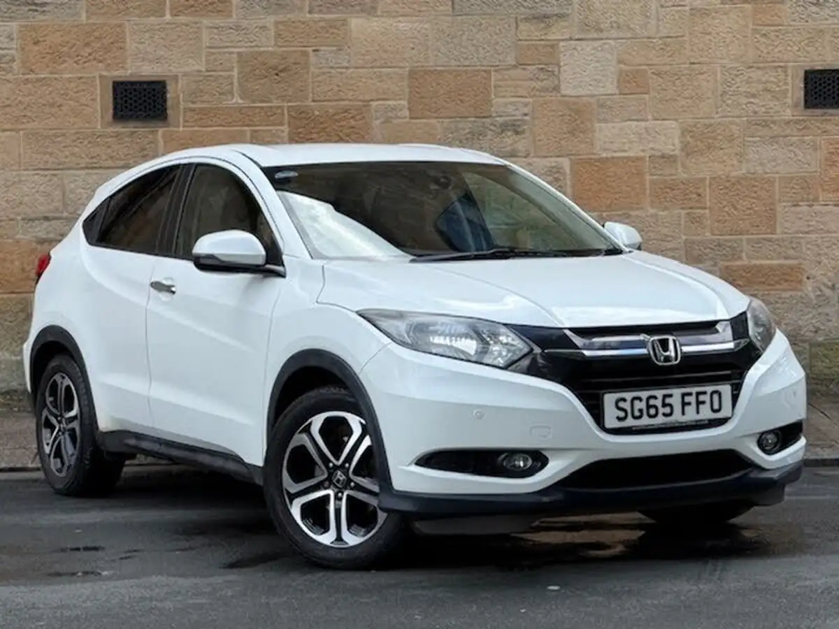2015-honda-hr-v-16-i-dtec-se-navi-big-20
