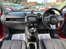 2013-mazda-mazda2-13-venture-small-30