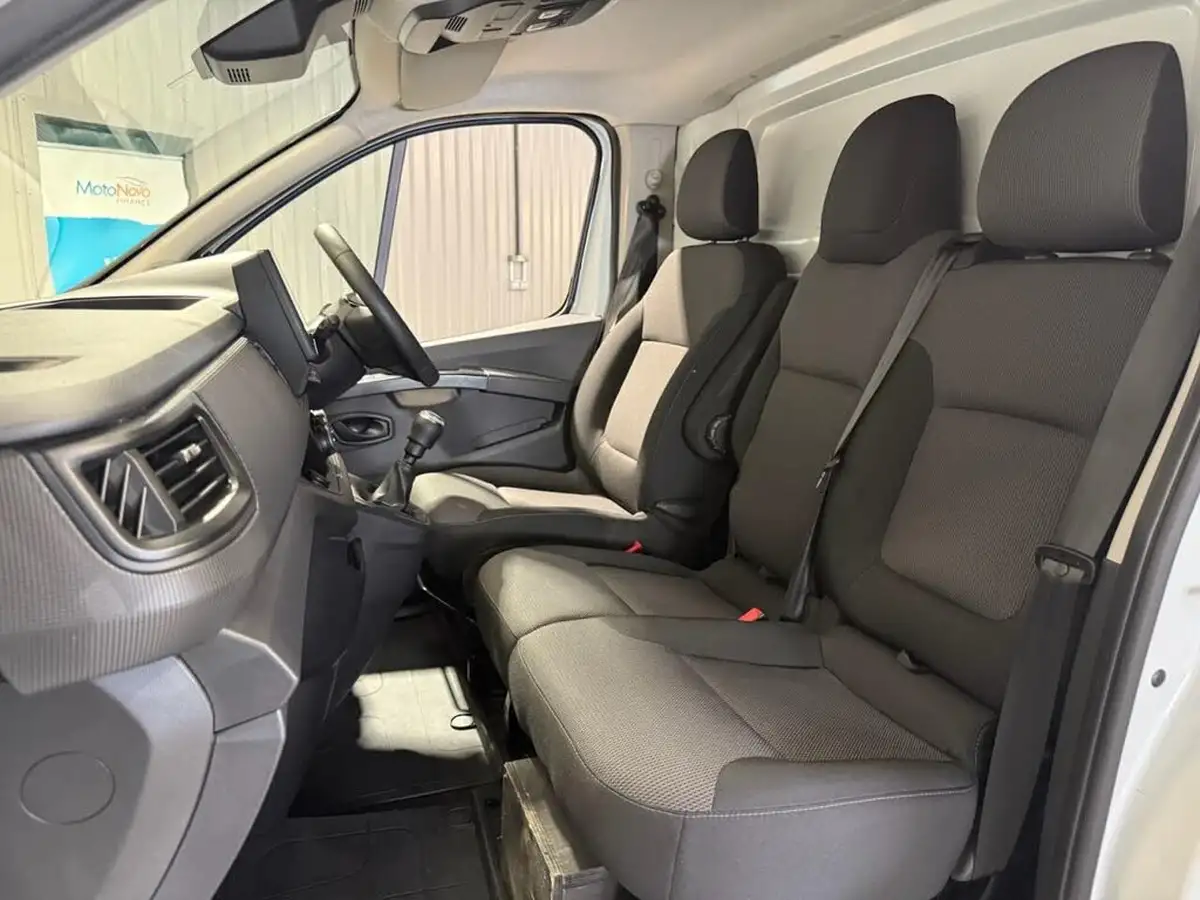 2022-renault-trafic-20dci-sl28-130-business-big-5