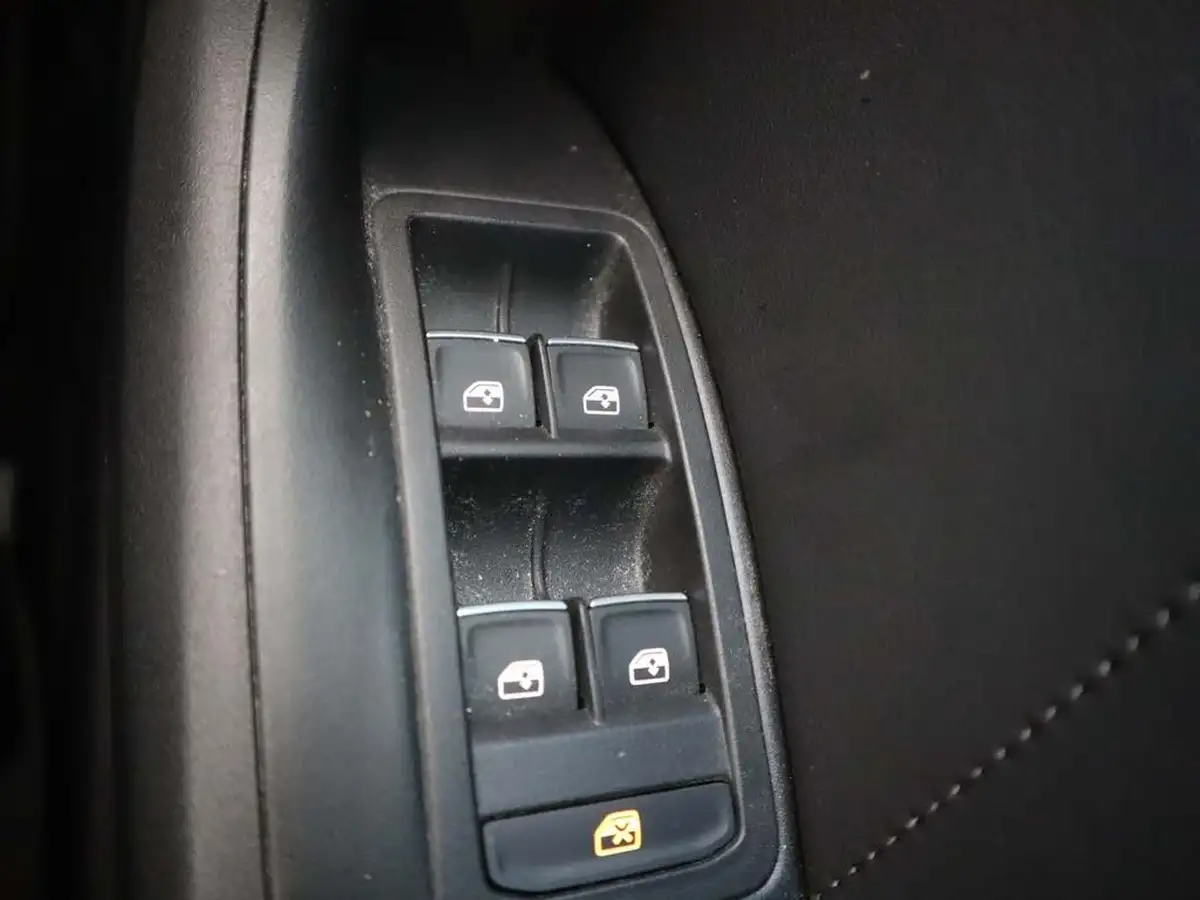 2024-seat-ateca-15-ecotsi-xperience-lux-big-27