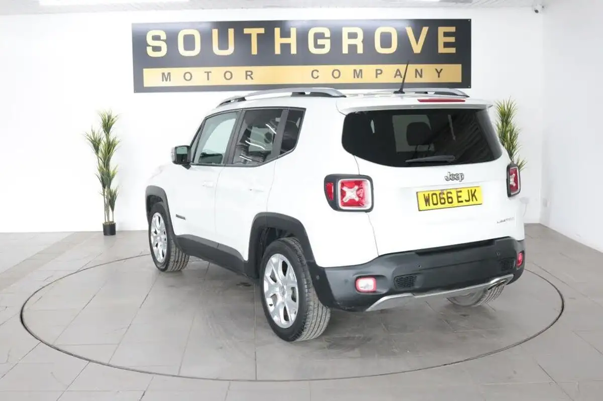 2016-jeep-renegade-16-multijet-ii-limited-ss-big-6