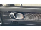 2024-volvo-xc40-20-b3-ultra-black-edition-small-14