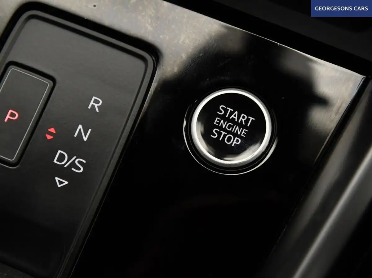 2023-audi-a3-10-30-tfsi-technik-s-tronic-big-34