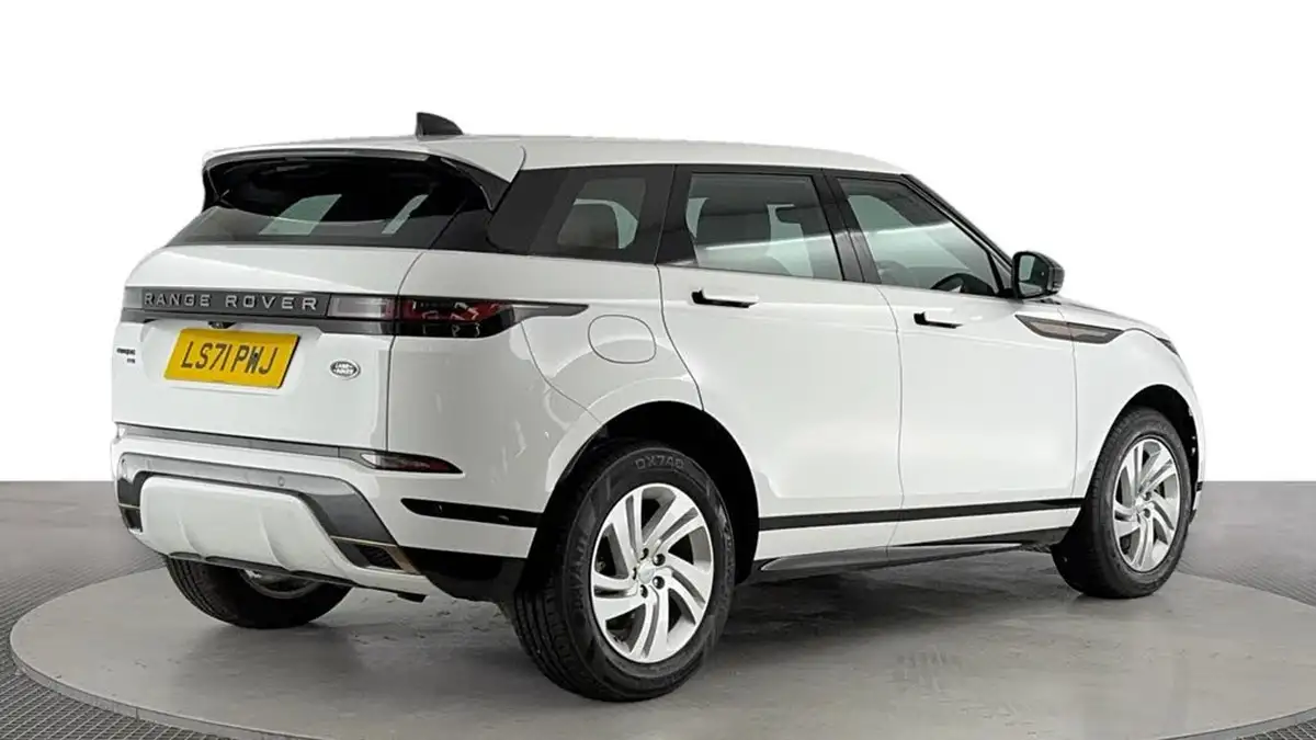2022-land-rover-range-rover-evoque-15-p300e-r-dynamic-s-big-3