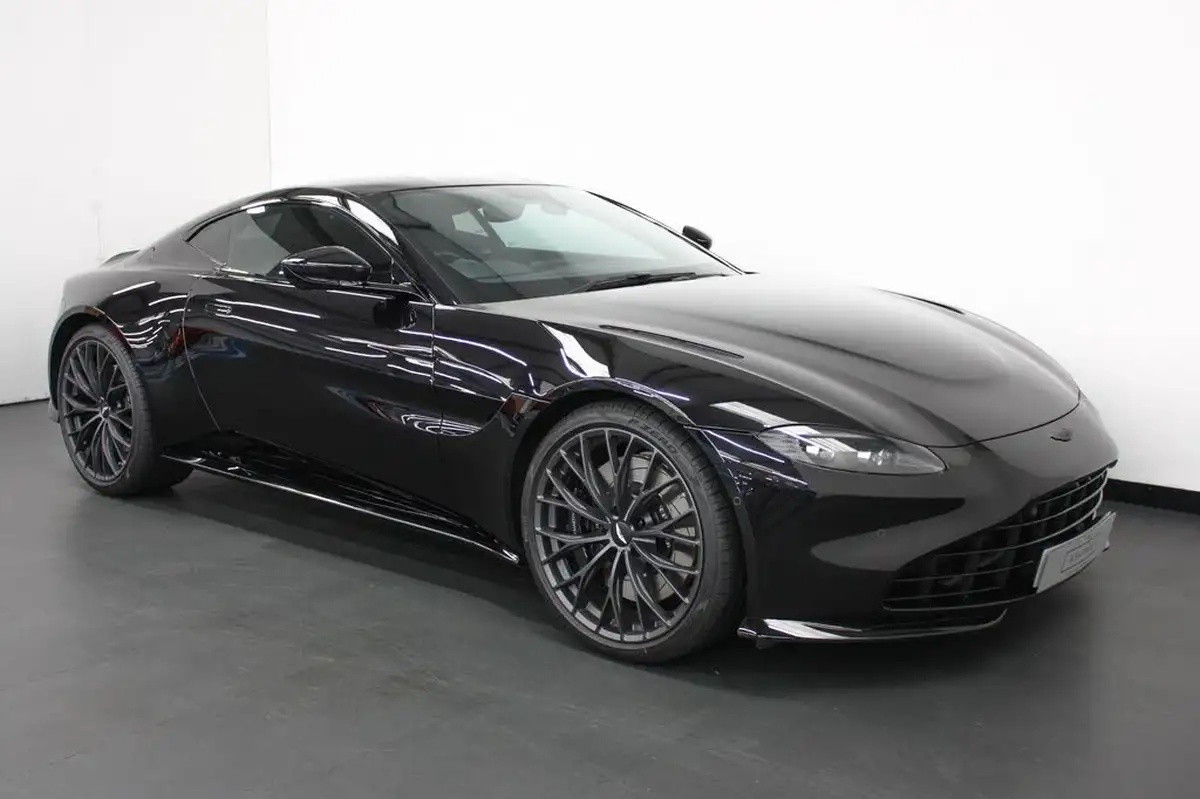 2022-aston-martin-vantage-40-v8-vantage-coupe-auto-big-0