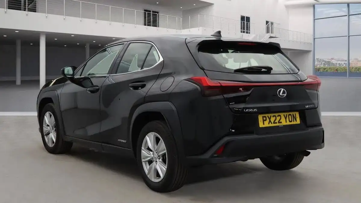 2022-lexus-ux-250h-20-ux-184bhp-without-navigation-big-2
