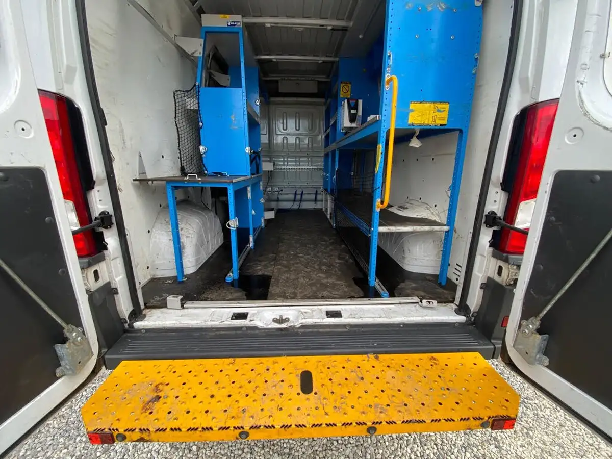 2017-fiat-ducato-20td-35-lh2-panel-big-12