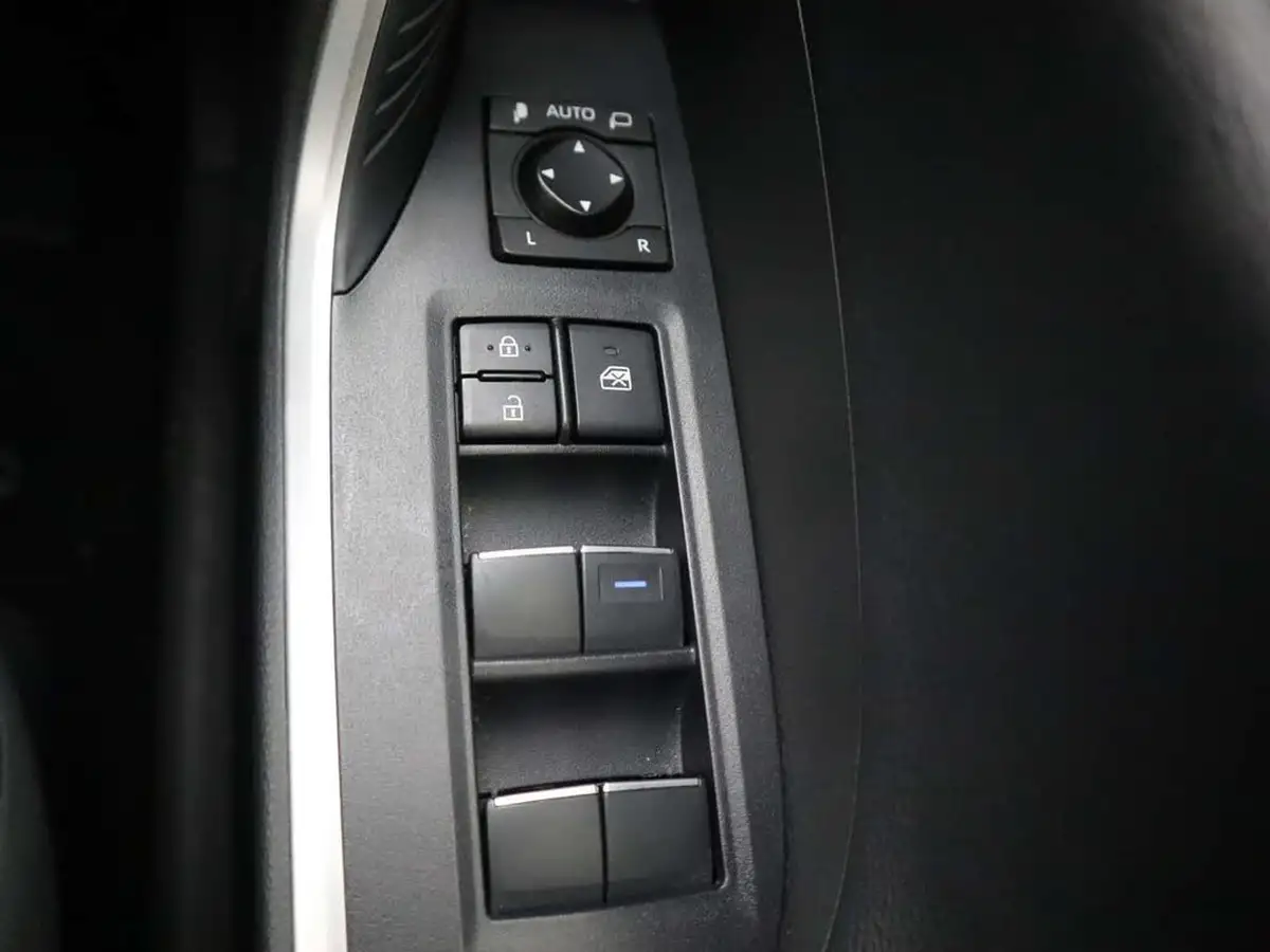 2021-toyota-rav4-25-vvt-i-design-215bhp-big-36