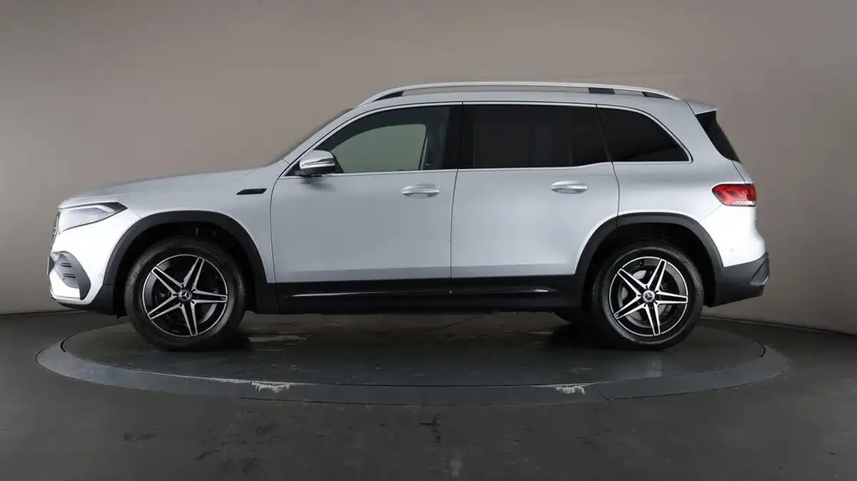 2022-mercedes-benz-eqb-e-eqb-350-amg-line-big-39