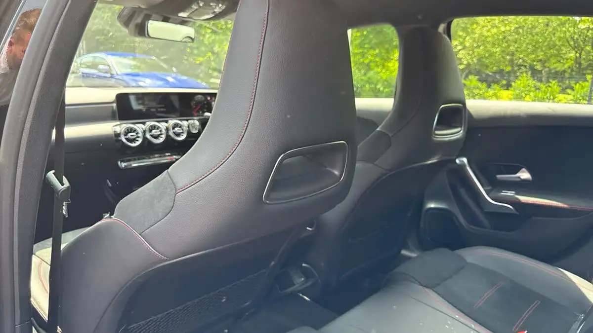 2019-mercedes-benz-a-class-20-a220-amg-line-premium-hatchback-5d-big-13