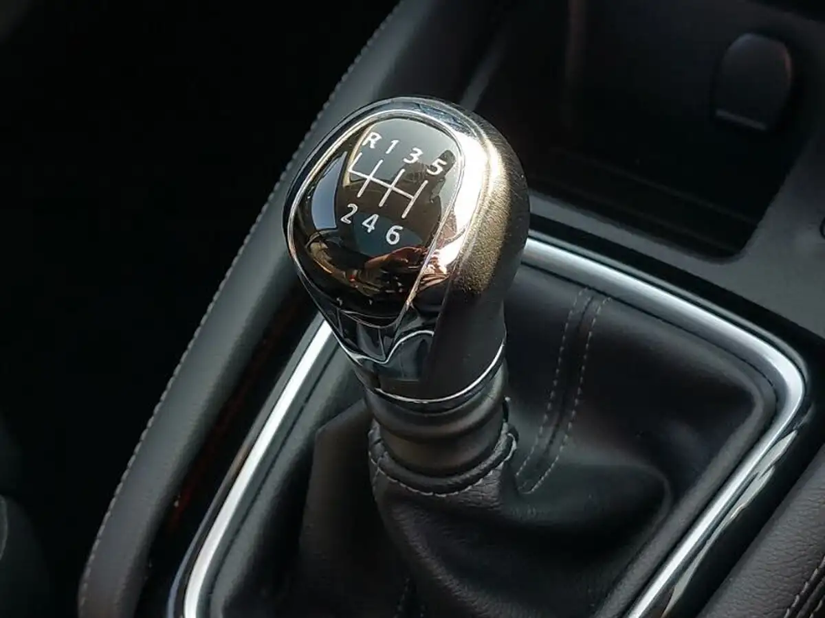 2021-nissan-qashqai-13-dig-t-n-motion-140ps-big-16