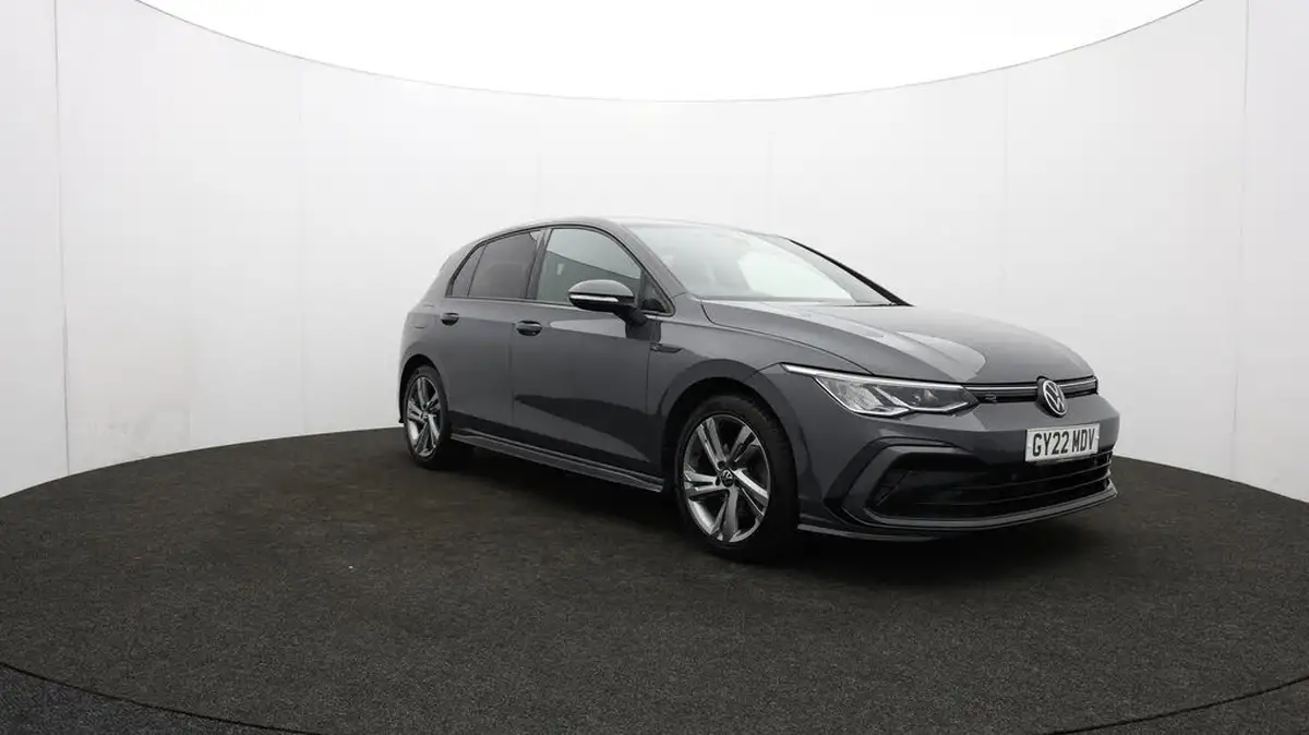2022-volkswagen-golf-15-etsi-r-line-150ps-hatchback-big-49