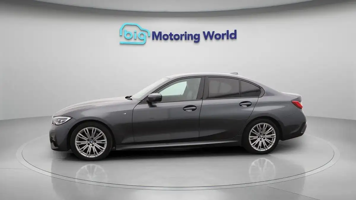 2021-bmw-3-series-20-320i-m-sport-saloon-4d-big-4