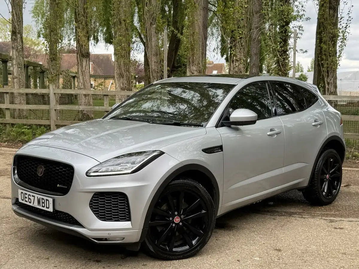 2018-jaguar-e-pace-20-i4d-r-dynamic-hse-180ps-ss-big-4