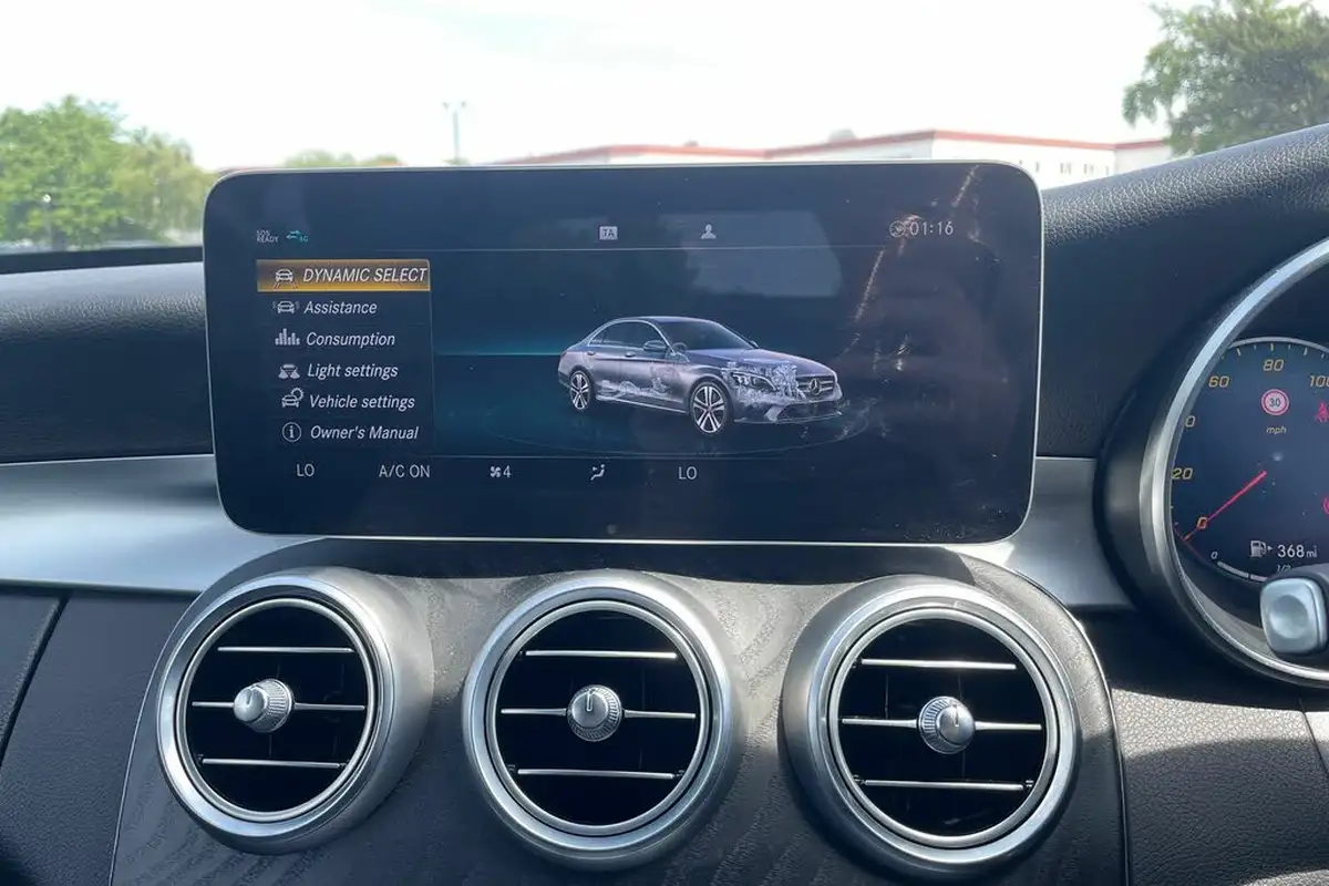 2020-mercedes-benz-c-class-20d-c300d-amg-line-edition-244ps-premium-saloon-4d-big-35