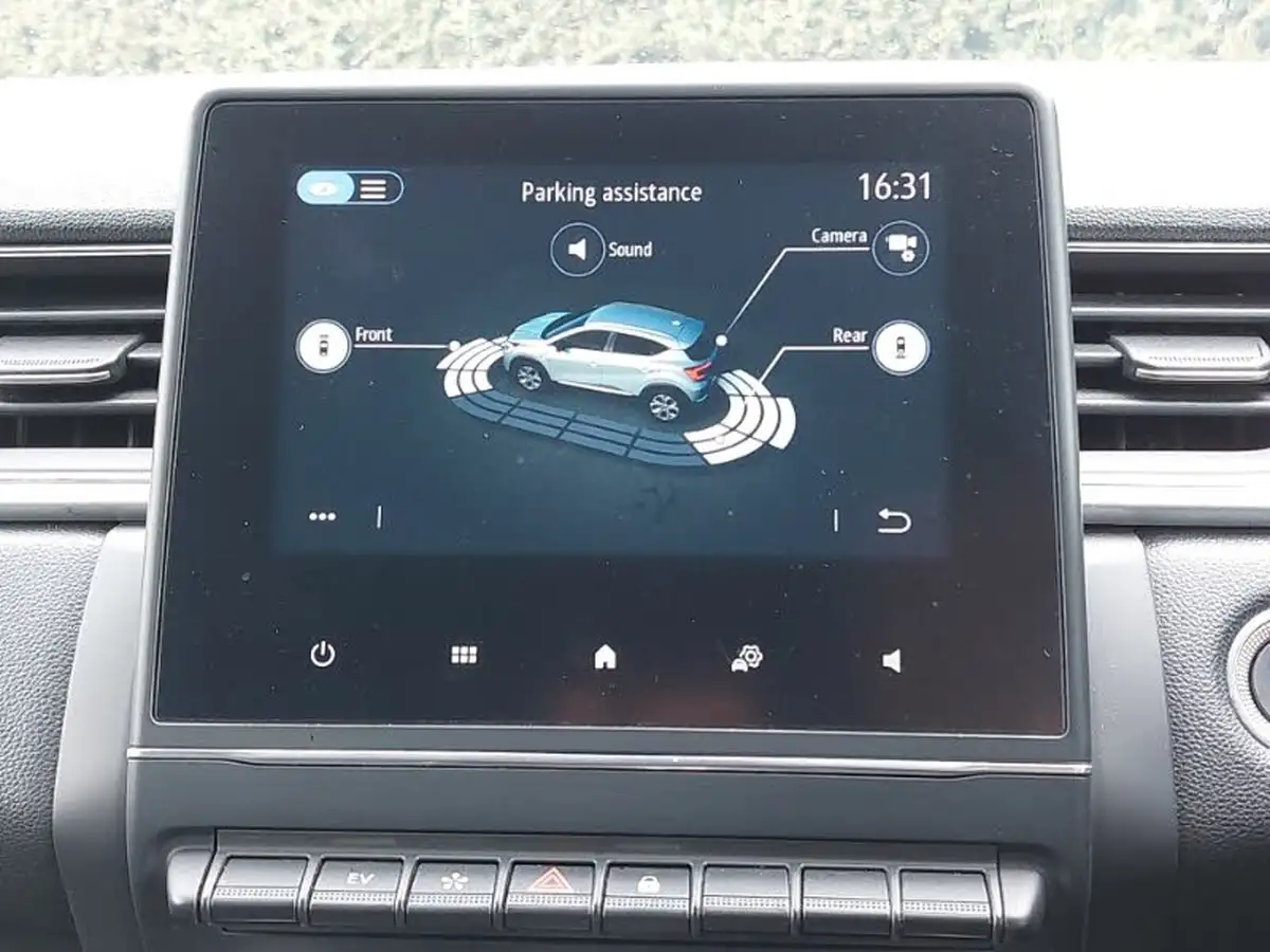 2023-renault-captur-16-techno-145ps-full-big-14