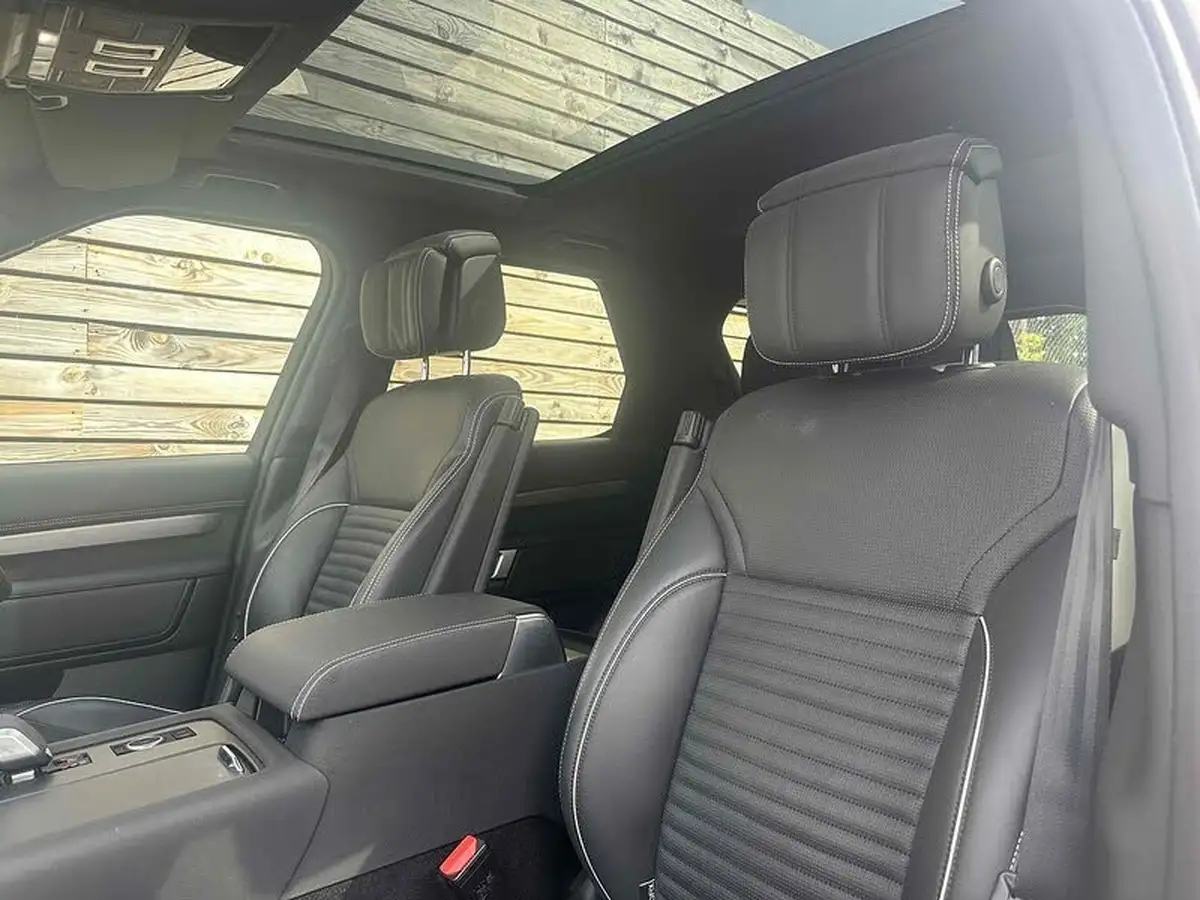 2023-land-rover-discovery-30-d300-dynamic-hse-big-20