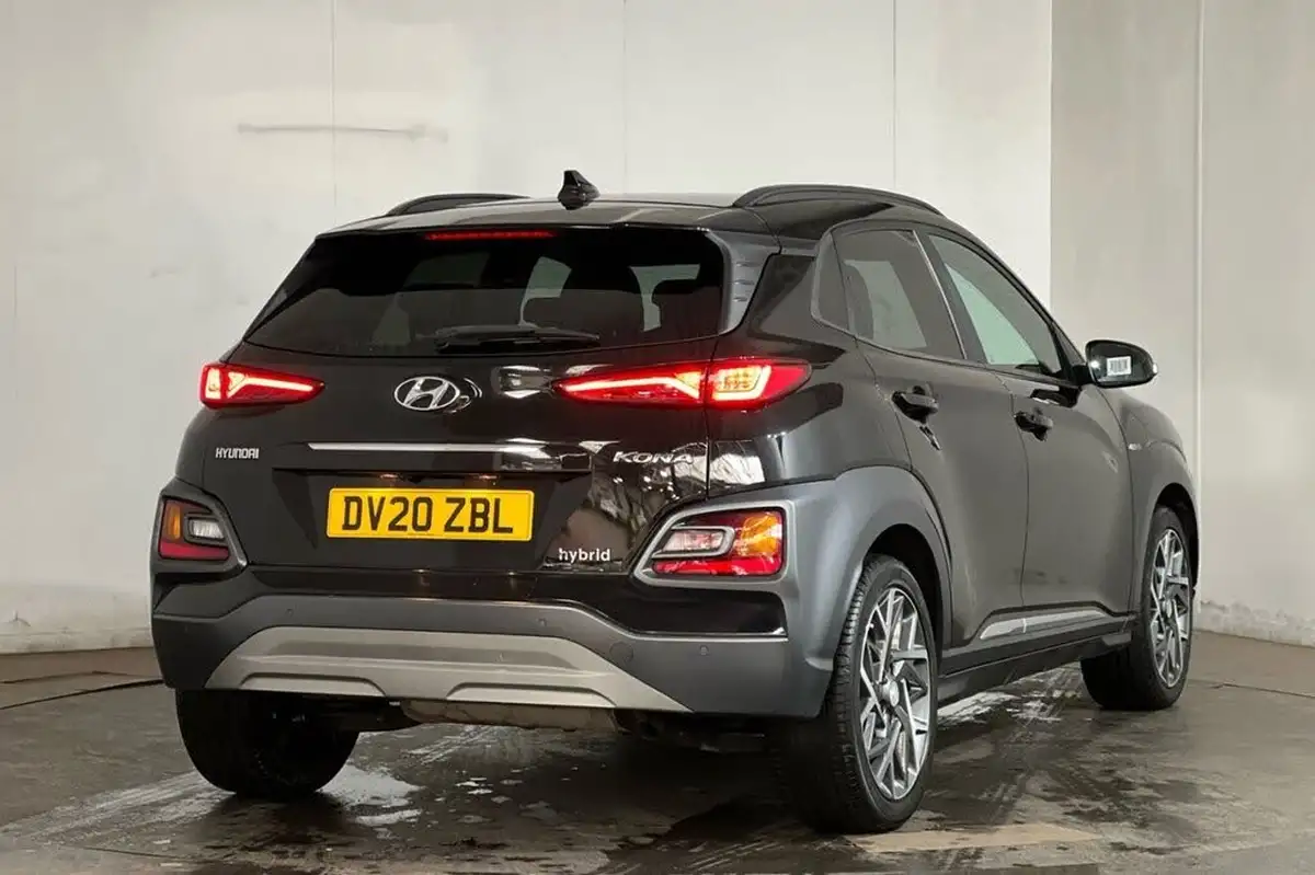 2020-hyundai-kona-16-gdi-premium-se-big-25