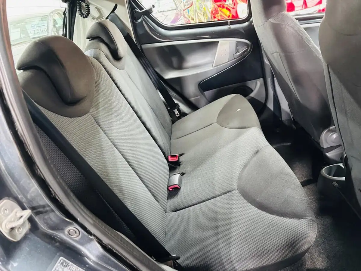 2007-toyota-aygo-10-aygo-5d-mmt-big-14