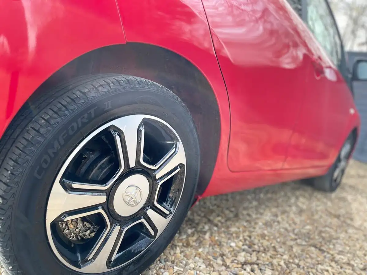 2018-toyota-aygo-10-vvt-i-x-clusiv3-71bhp-big-17