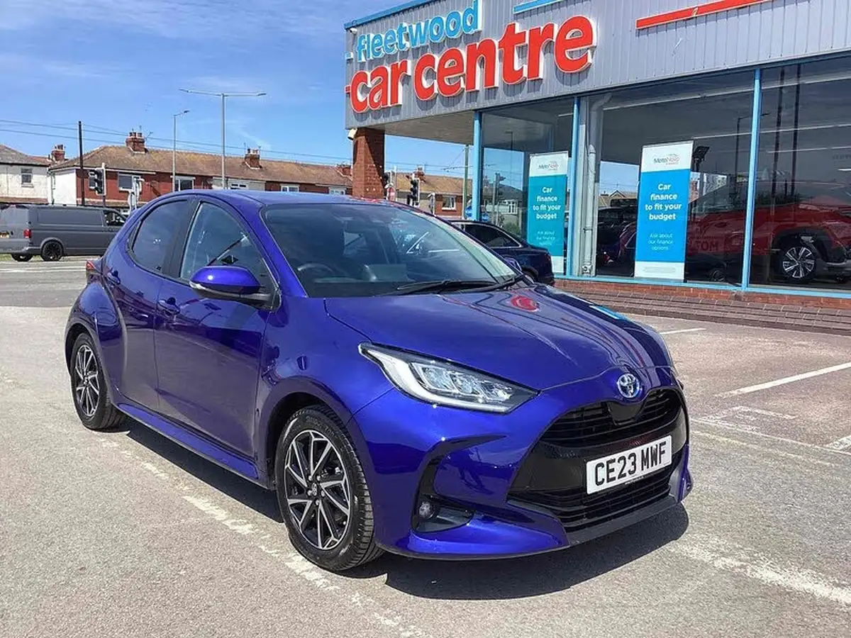 2023-toyota-yaris-15-vvt-i-design-big-0