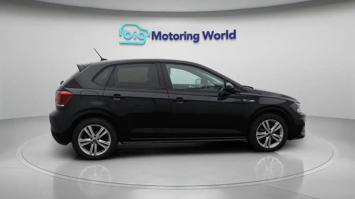 2021-volkswagen-polo-10-tsi-r-line-110ps-big-8