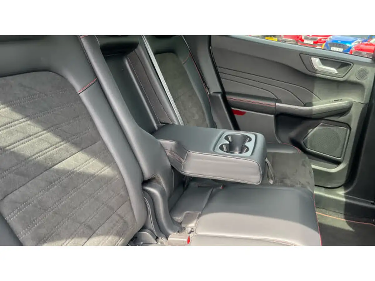 2023-ford-kuga-15t-black-package-edition-big-40