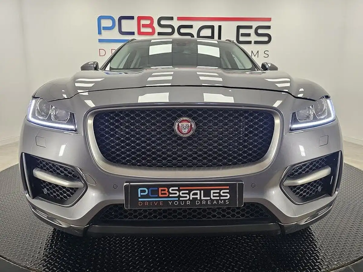 2017-jaguar-f-pace-20-i4d-r-sport-180ps-awd-auto-big-17
