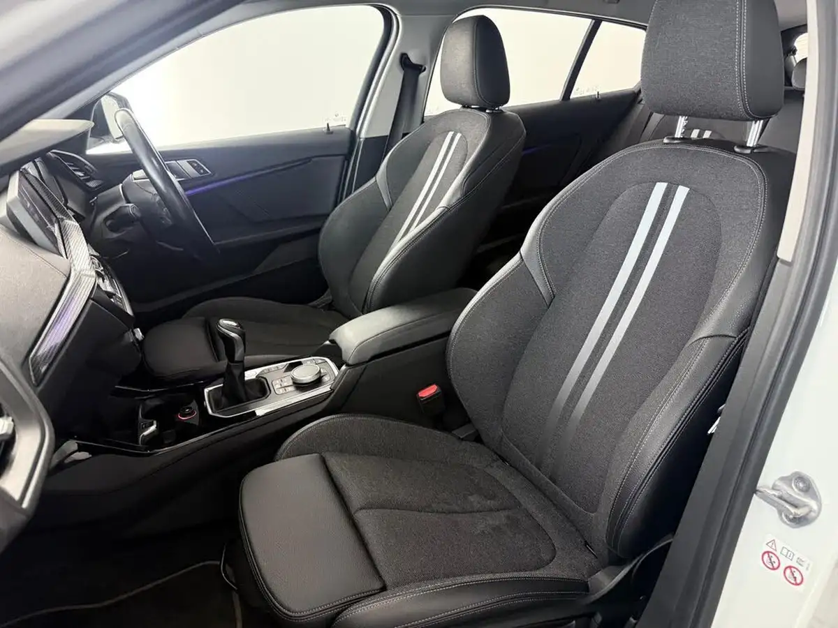 2019-bmw-1-series-15-118i-sport-138bhp-5d-big-15