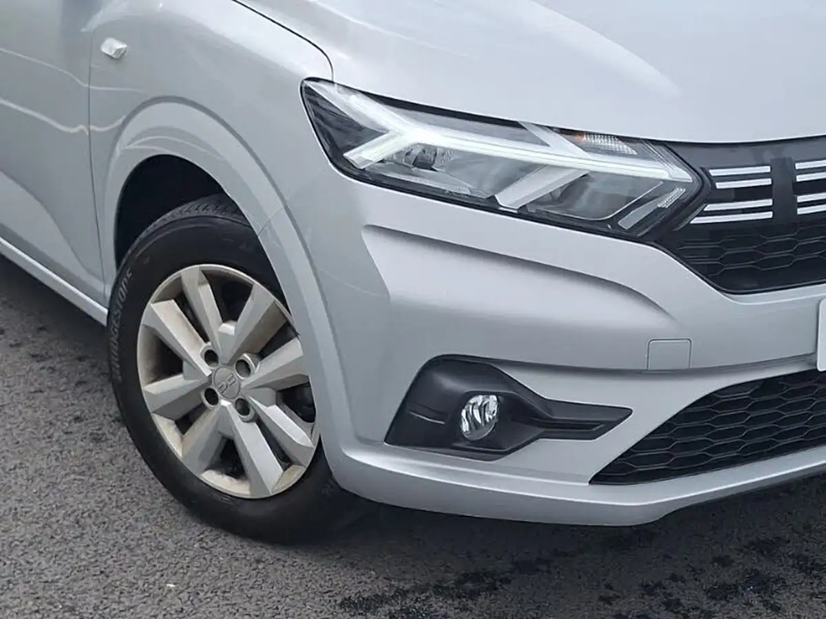 2023-dacia-sandero-10-tce-expression-90bhp-big-11