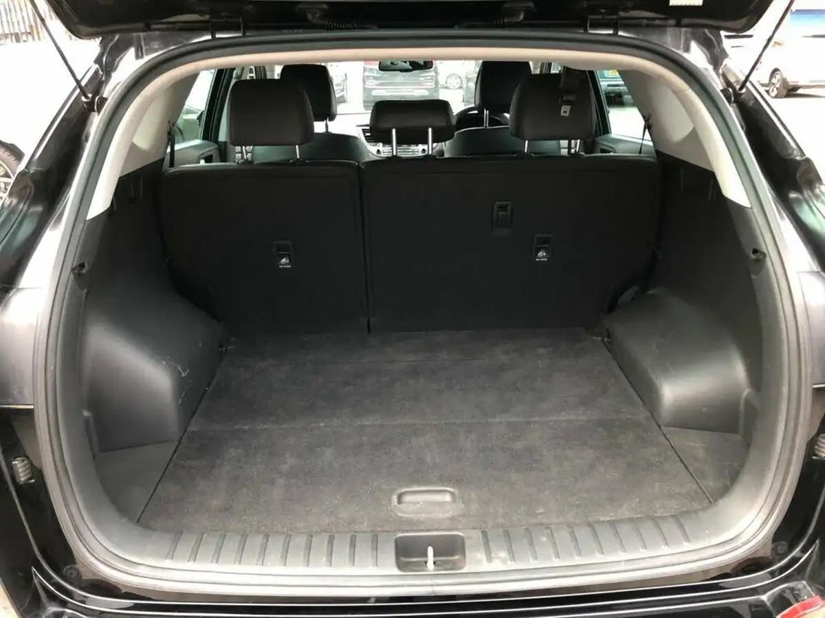 2015-hyundai-tucson-20crdi-premium-136ps-big-10