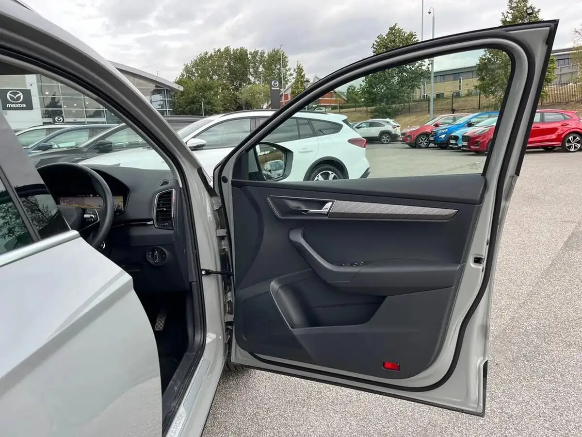 2024-skoda-karoq-15-tsi-se-l-dsg-big-52