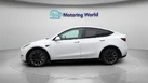 2022-tesla-model-y-e-long-range-small-4