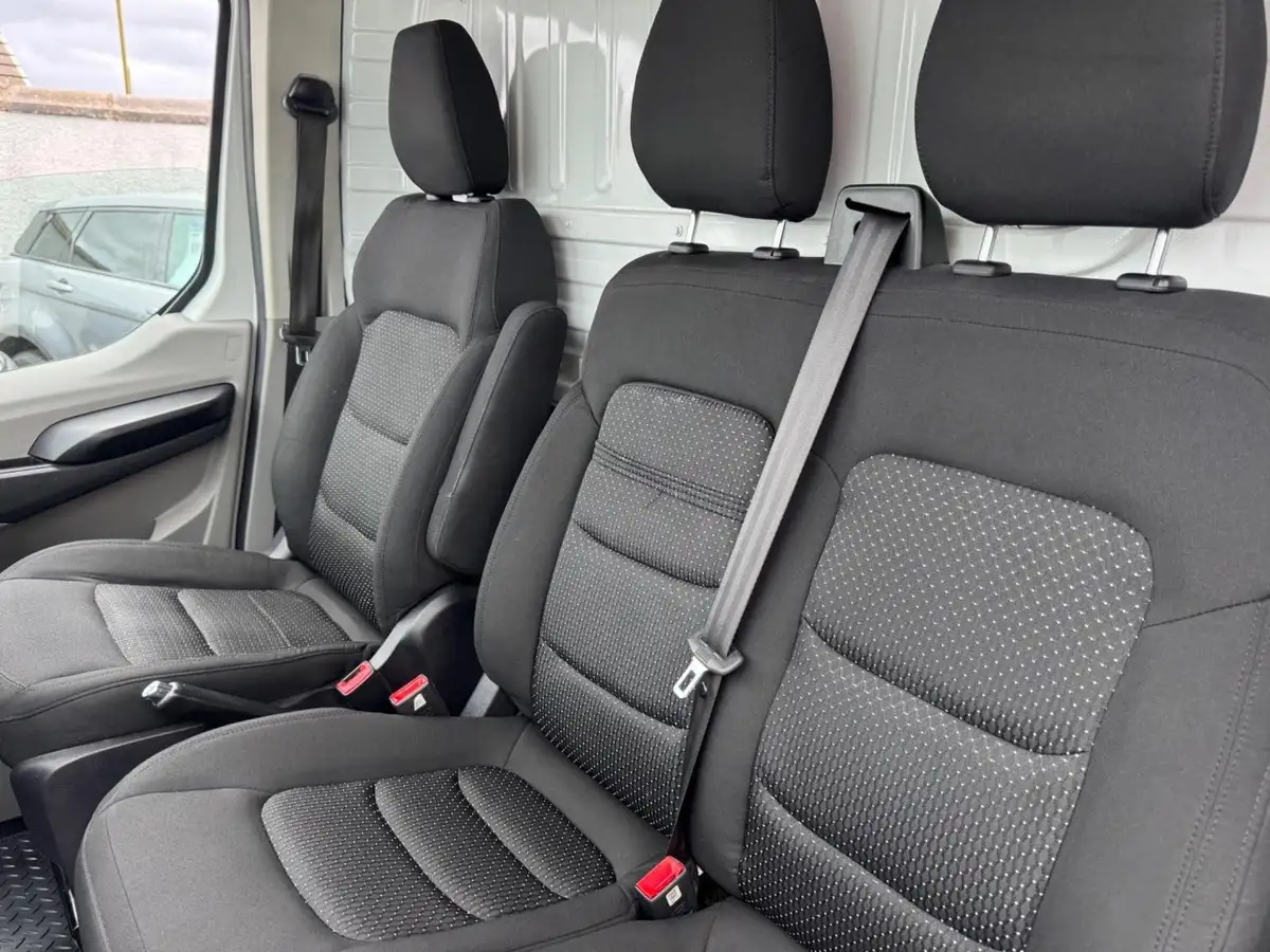 2021-maxus-deliver-9-20tdi-l3h2-big-11